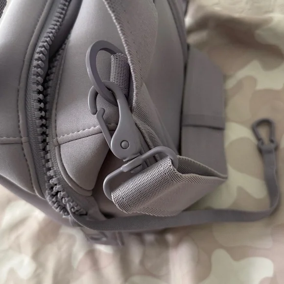 DAGNE DOVER Landon Carryall XS Dust Violet Lavender Bag - Picture 7 of 16